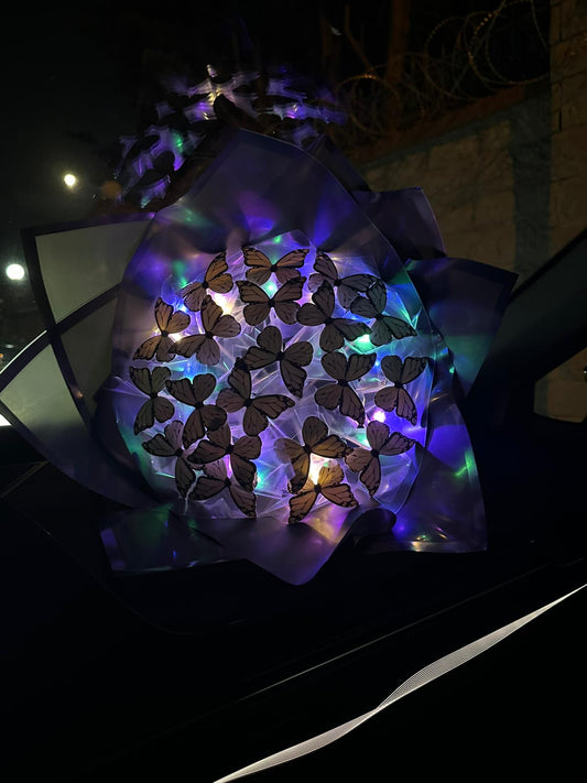 LED Işıklı Siyah Kelebek Buketi – Solmayan Yapay Çiçek Hediye