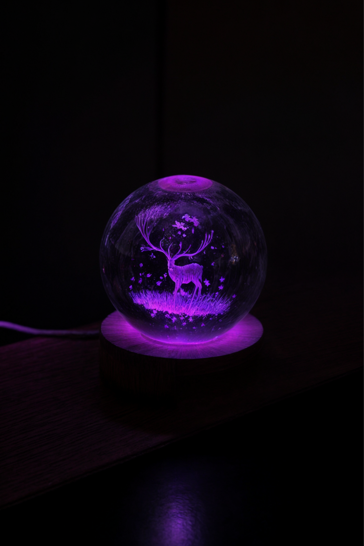 RGB Işıklı Geyikli Kar Küresi – Dekoratif Gece Lambası