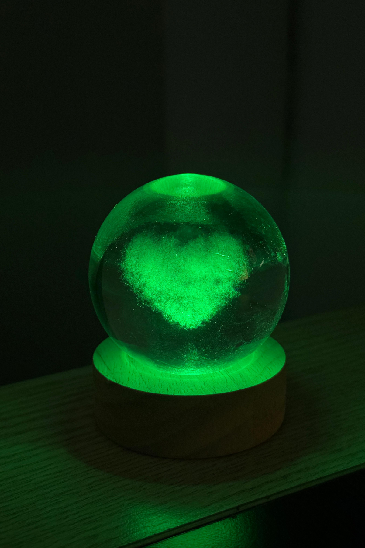 Renk Değiştiren RGB Led Işıklı Kalpli Kristal Gezegen Küre