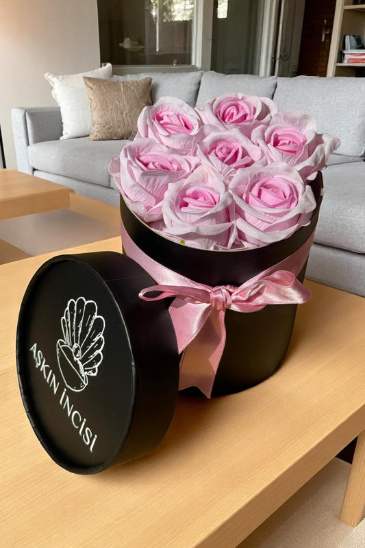 Sevgiliye Özel Hediyelik Gül Kutusu – Pembe Yapay Gül